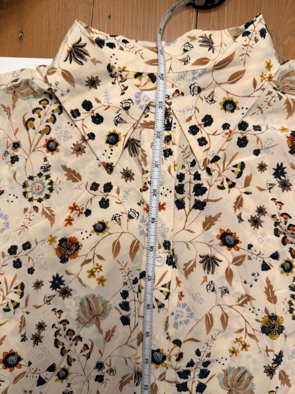 FRAME 70s Ruffled Silk Floral Blouse Size L Off White Multi NWT - Picture 12 of 13
